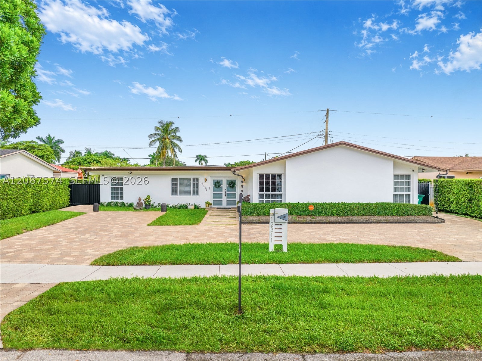 12311 SW 39th Ter