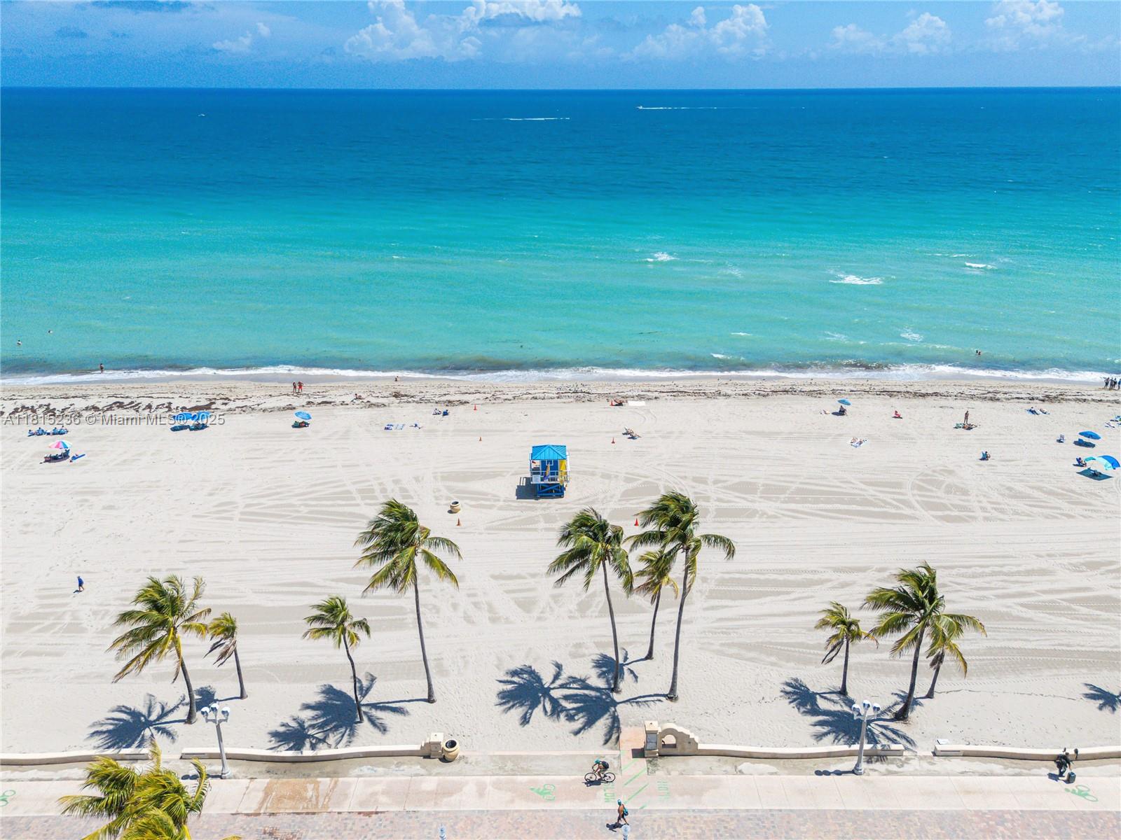 Rental Property at 326 Madison St 2, Hollywood, Broward County, Florida - Bedrooms: 2 
Bathrooms: 2  - $4,000 MO.