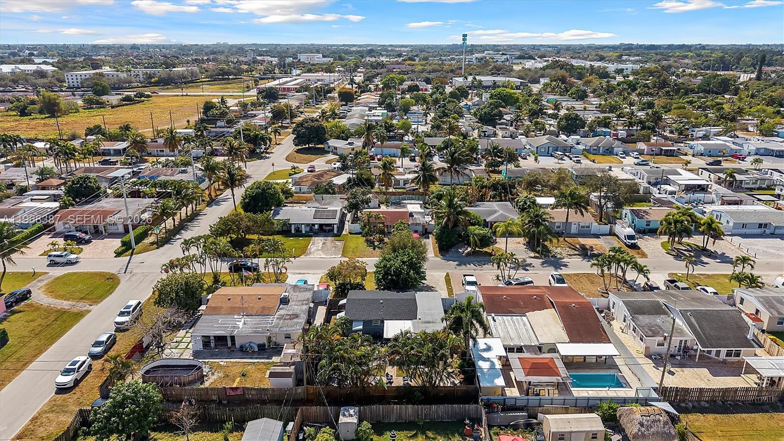 ENGLEWOOD MANOR - Residential