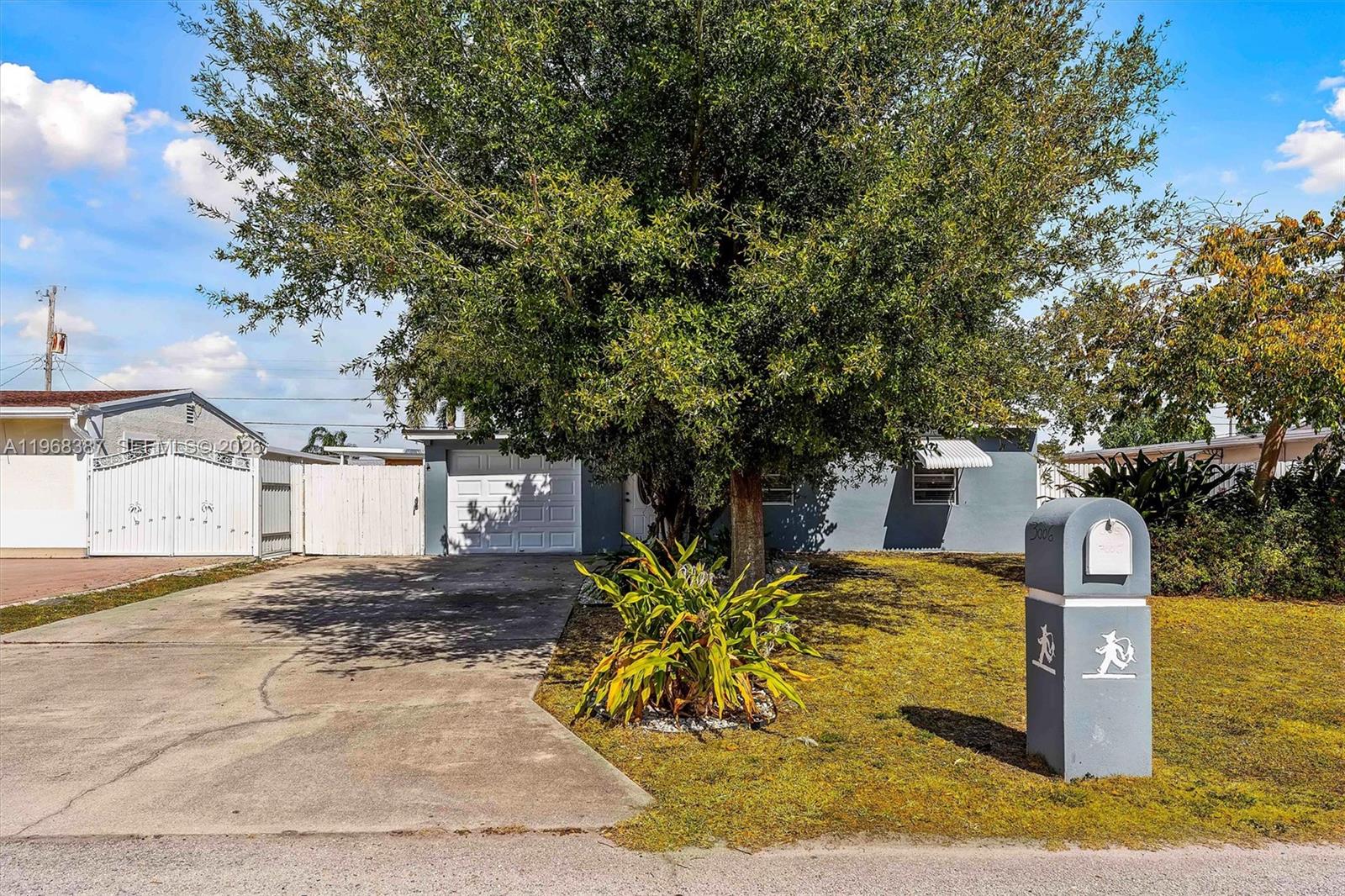 View photos, virtual tours, details... 3006 Giuliano Ave