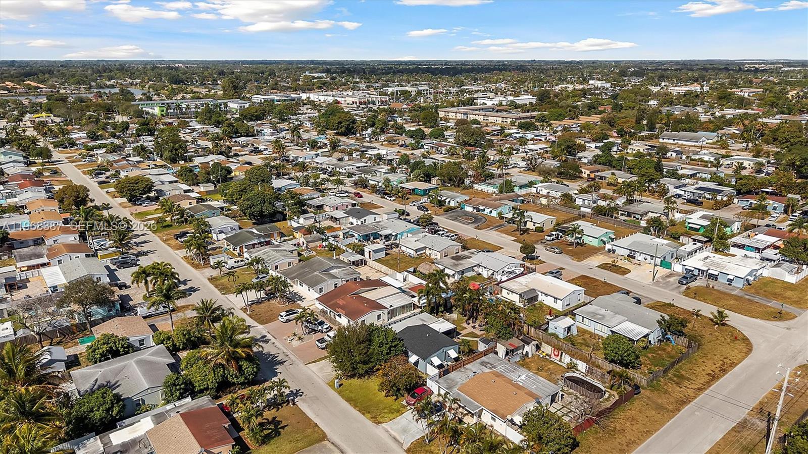 ENGLEWOOD MANOR - Residential