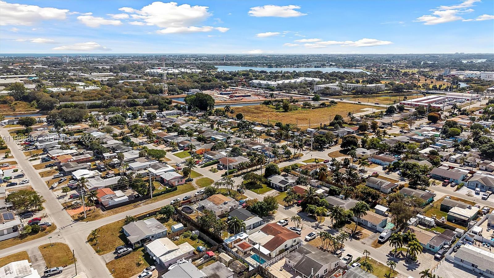 ENGLEWOOD MANOR - Residential