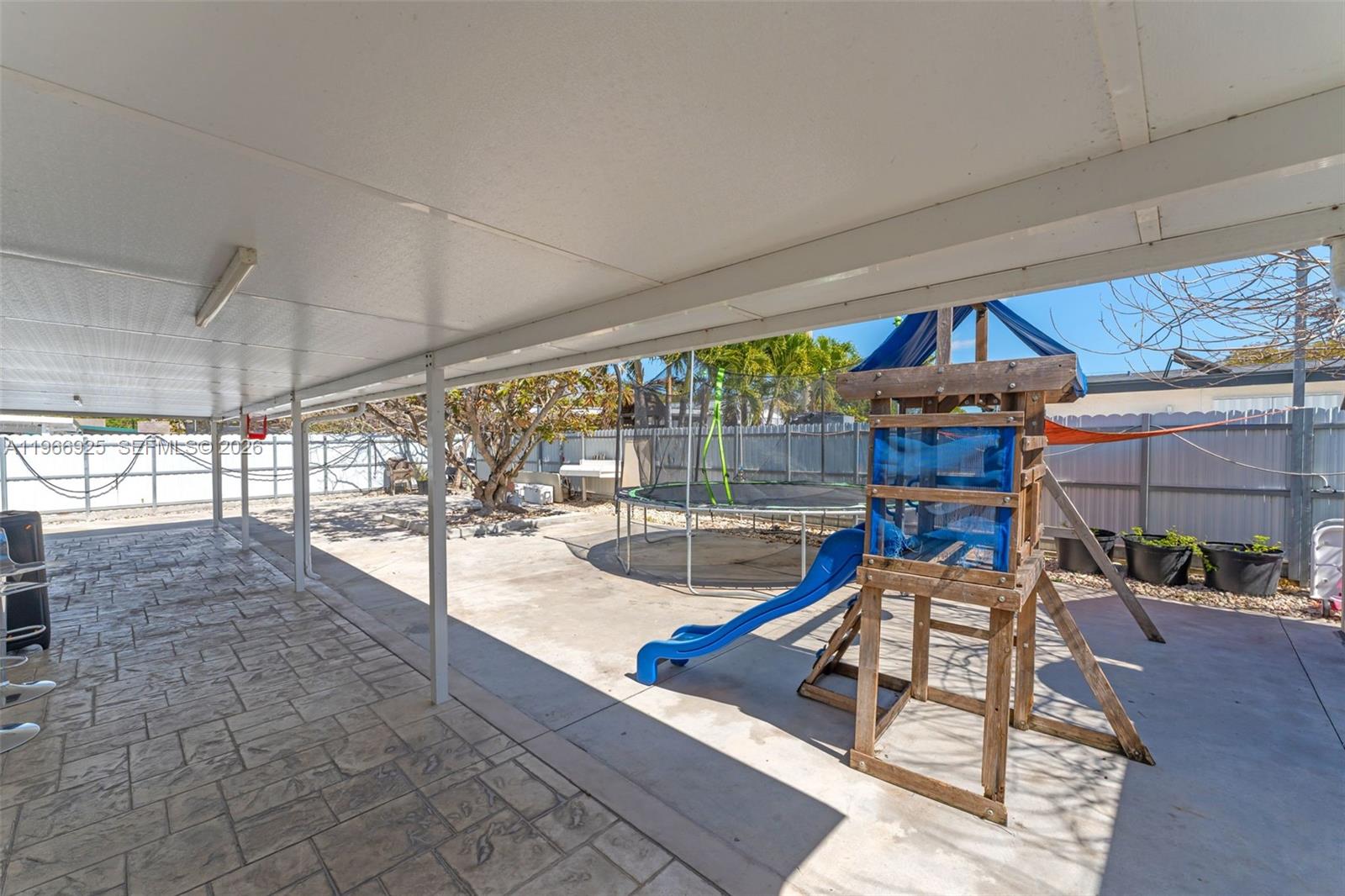 PRINCETONIAN WEST - Residential