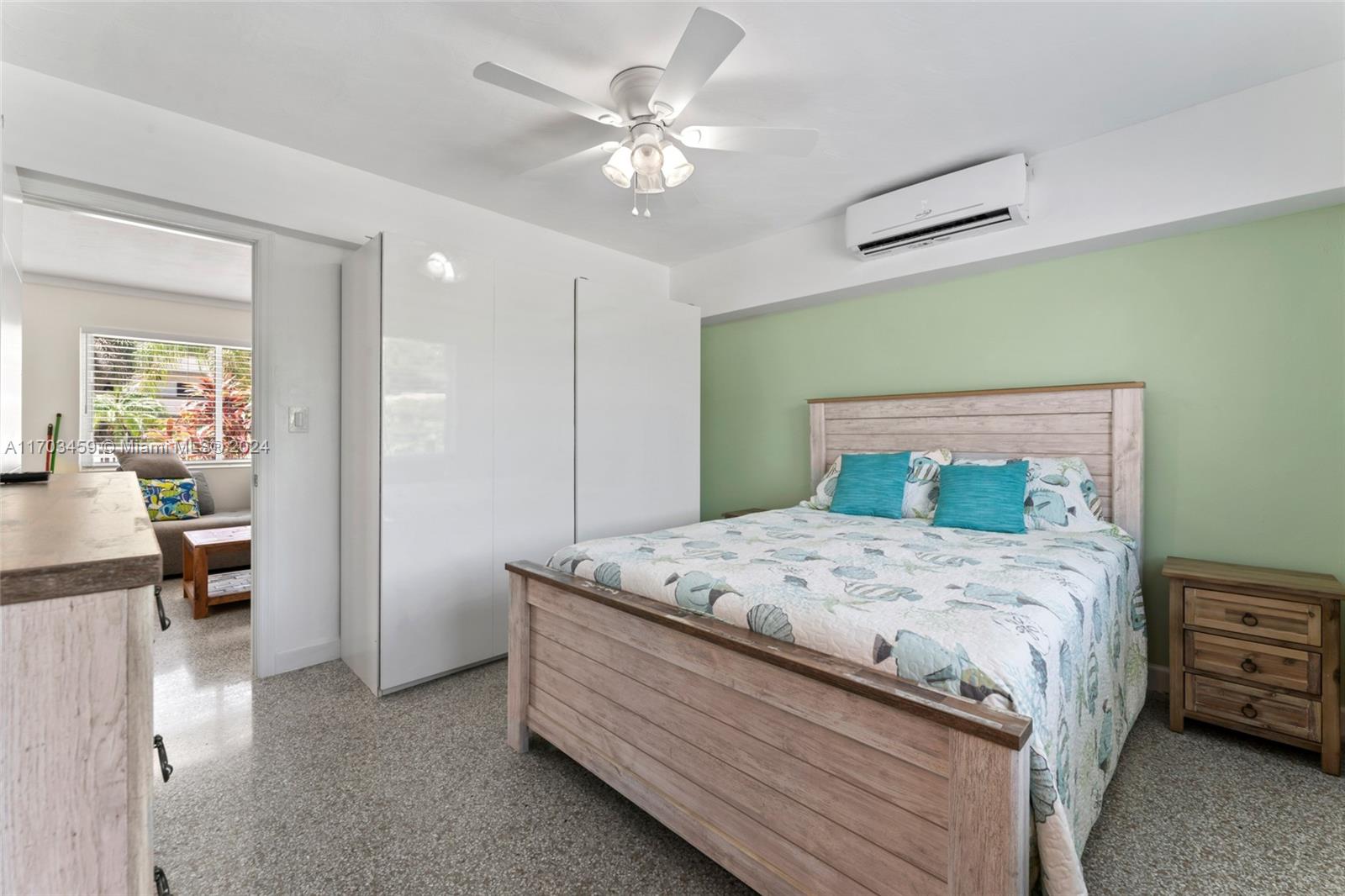 LAKESIDE CO-OP - Residential