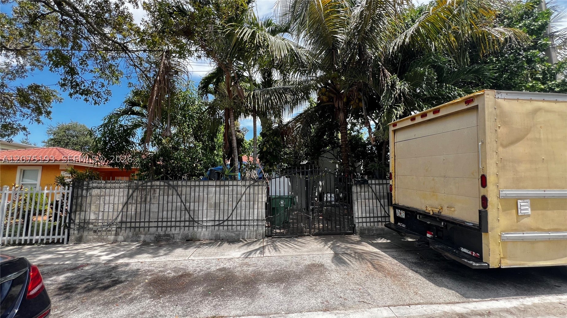 1531 NW 59th St, Miami FL 33142