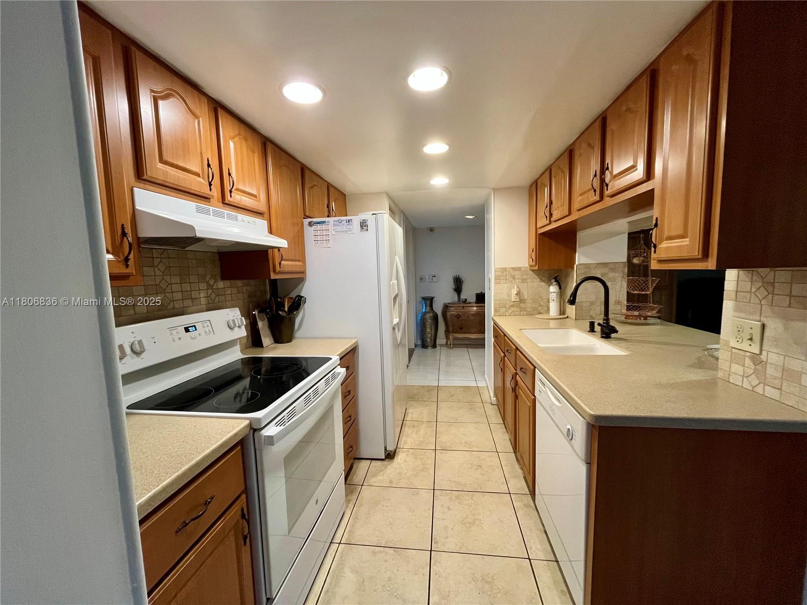 AUDUBON CLUSTER WEST - Residential