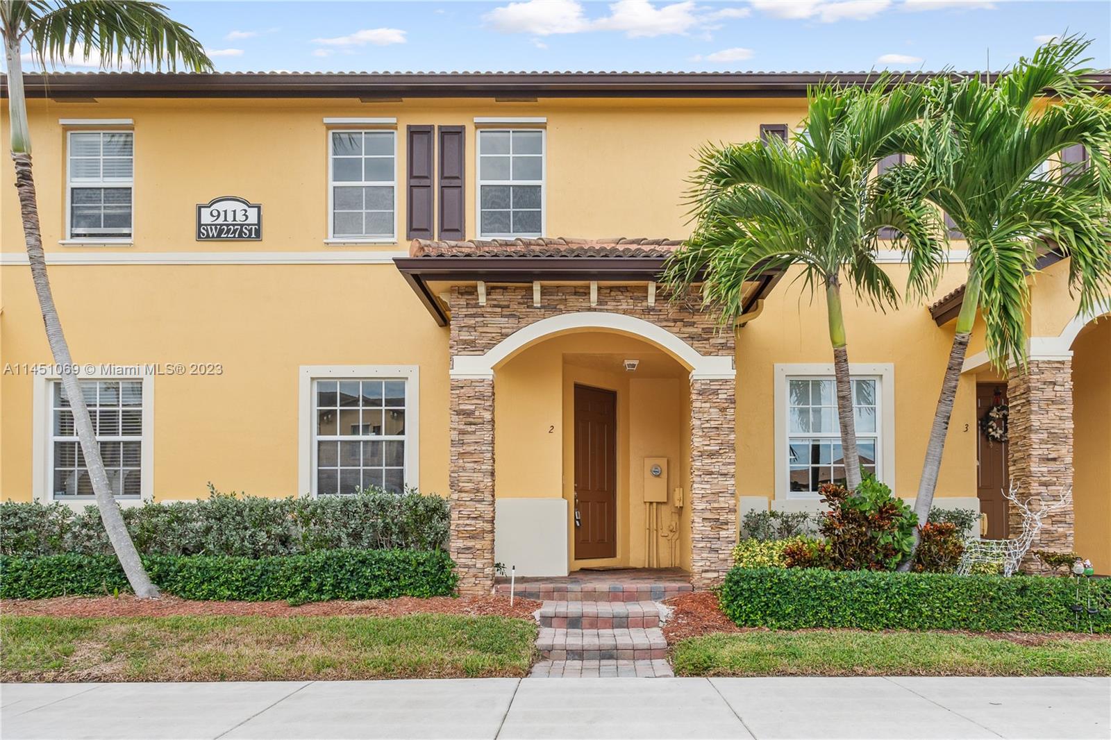 LAKES BY THE BAY EVE REPL - Residential
