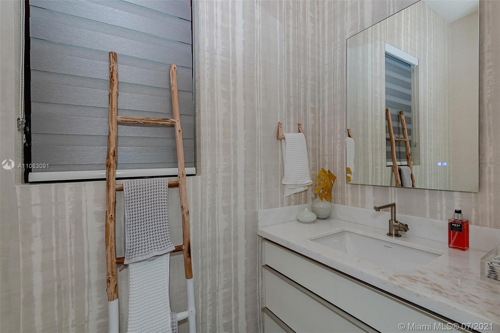 BRICKELL FLAGLER - Residential