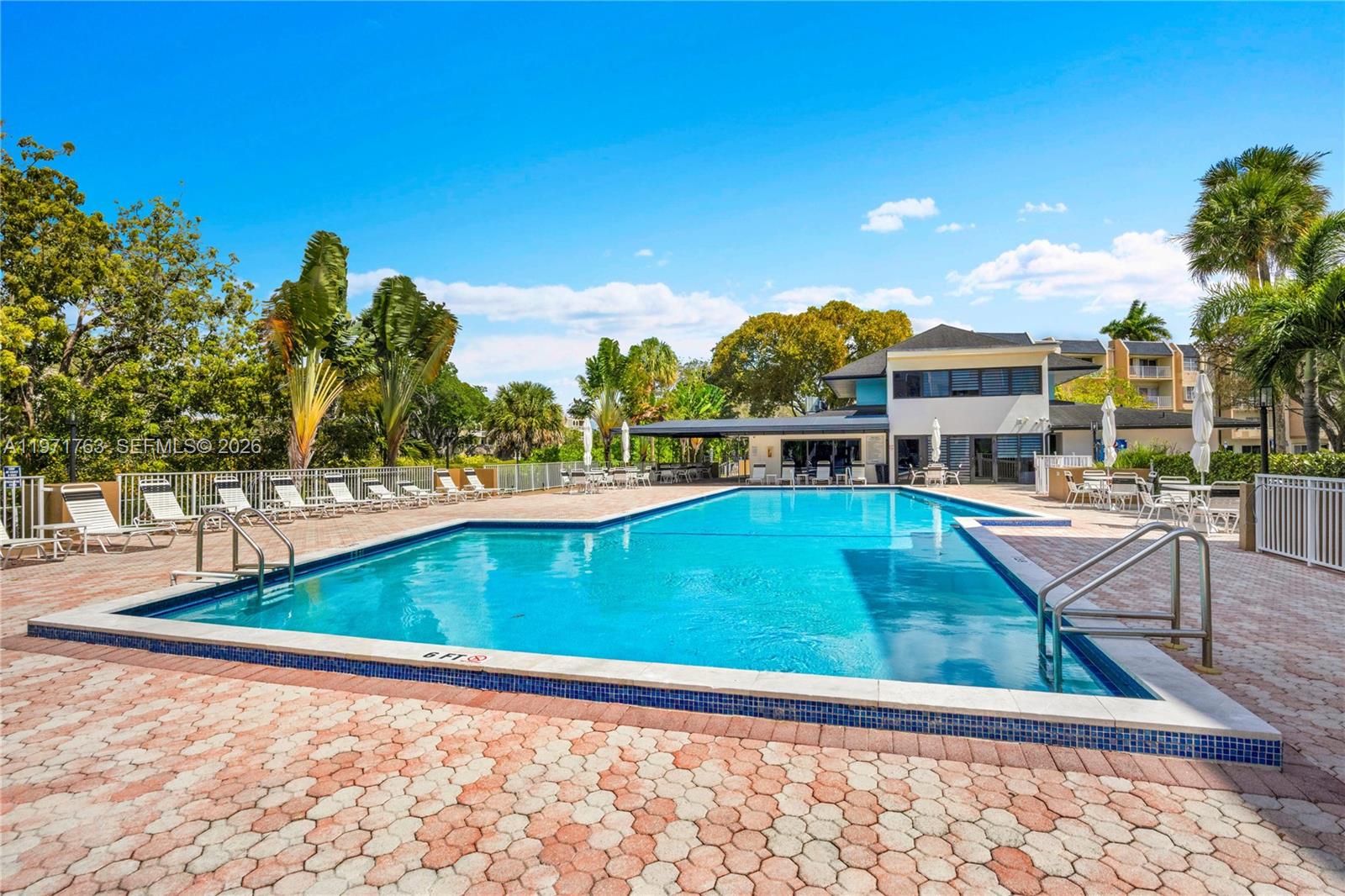 KINGS CREEK SO CONDO - Residential