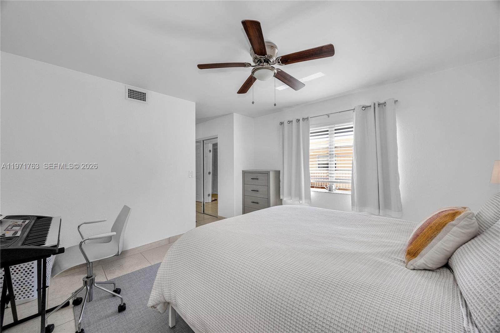 KINGS CREEK SO CONDO - Residential