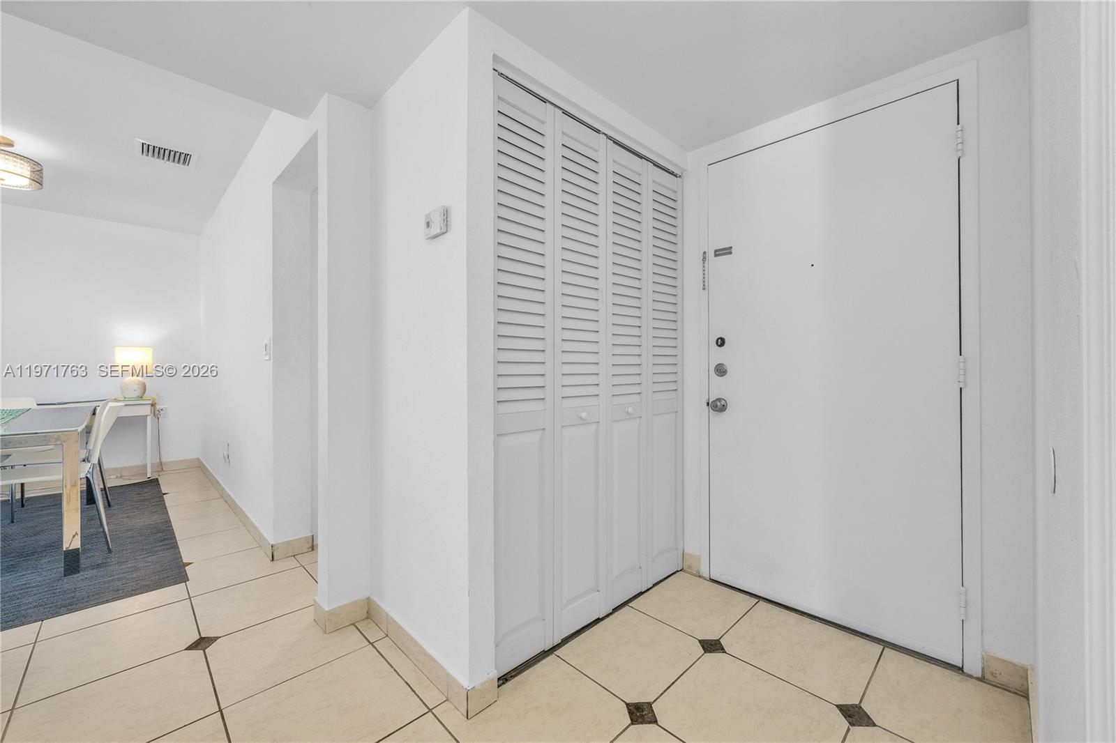 KINGS CREEK SO CONDO - Residential