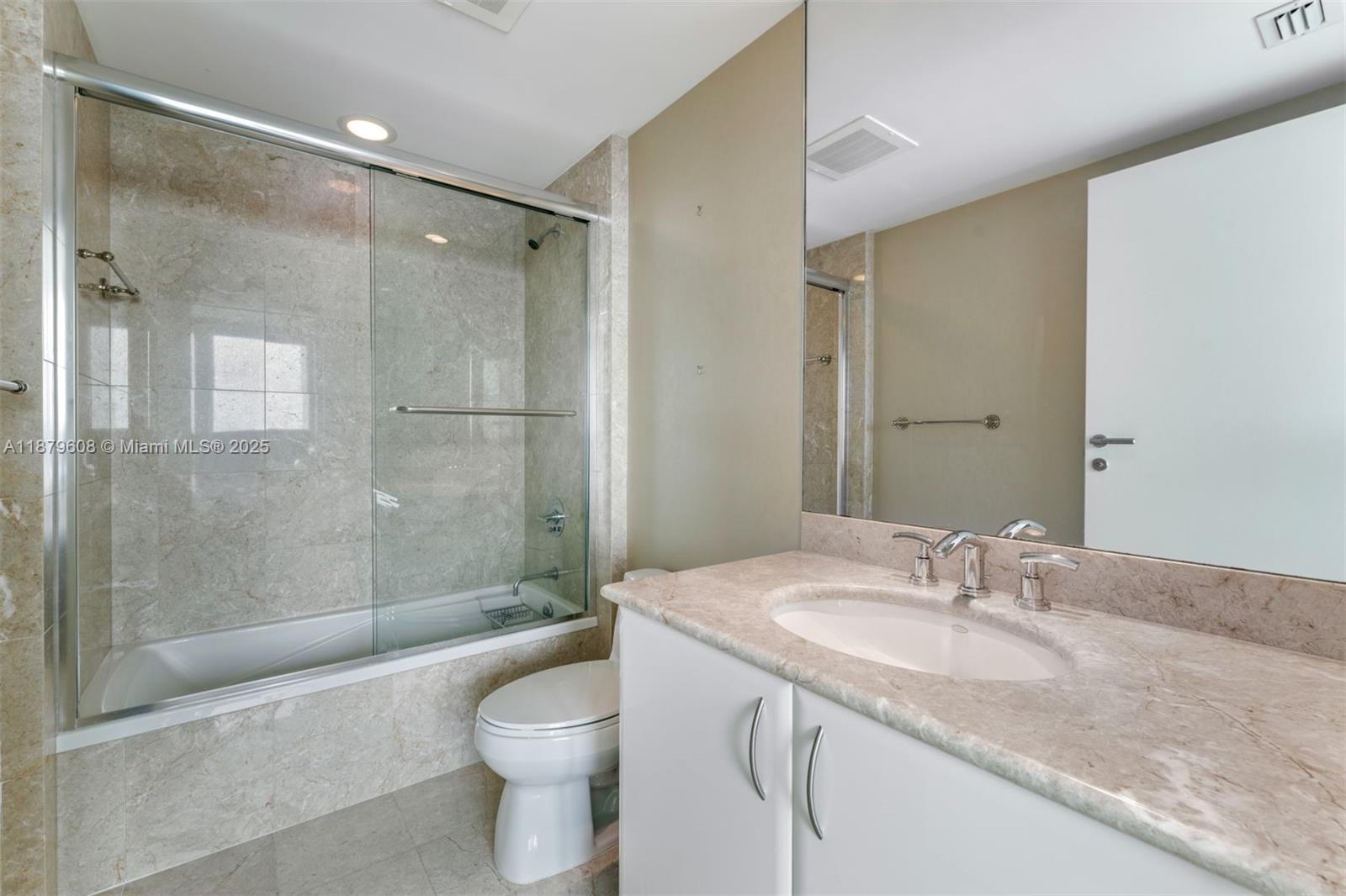 JADE RESIDENCES AT BRICKE - Residential Lease