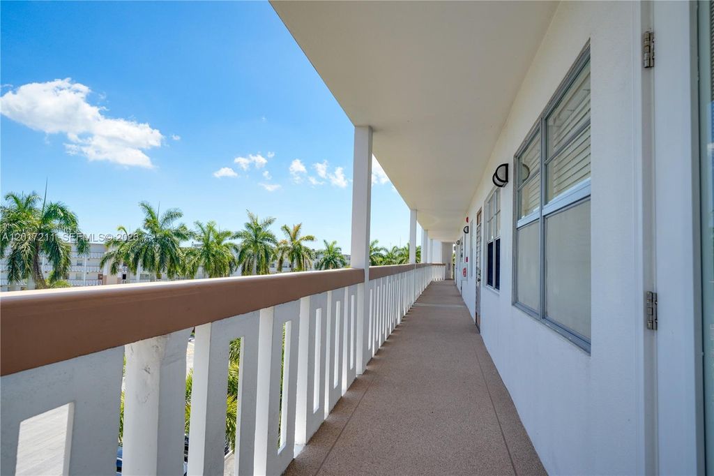 Photo of 4082 E Cornwall E #4082, Boca Raton, FL 33434 (MLS # A12017211)