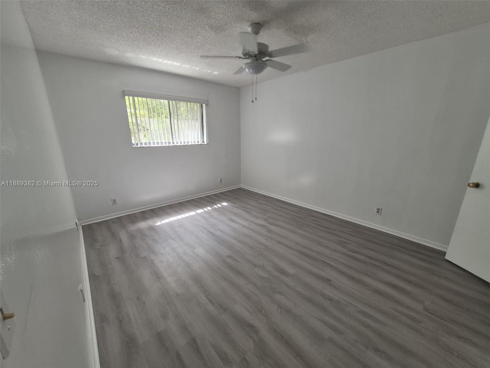 HIDDEN FOREST CONDO - Residential Lease