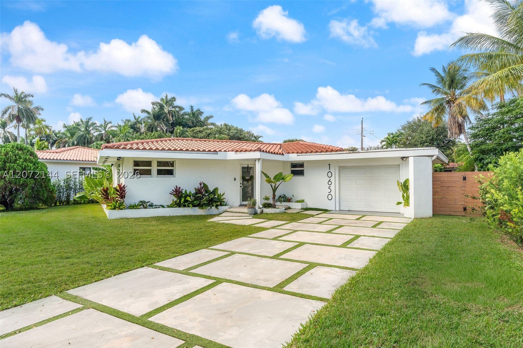 10650 NE 11th Ct