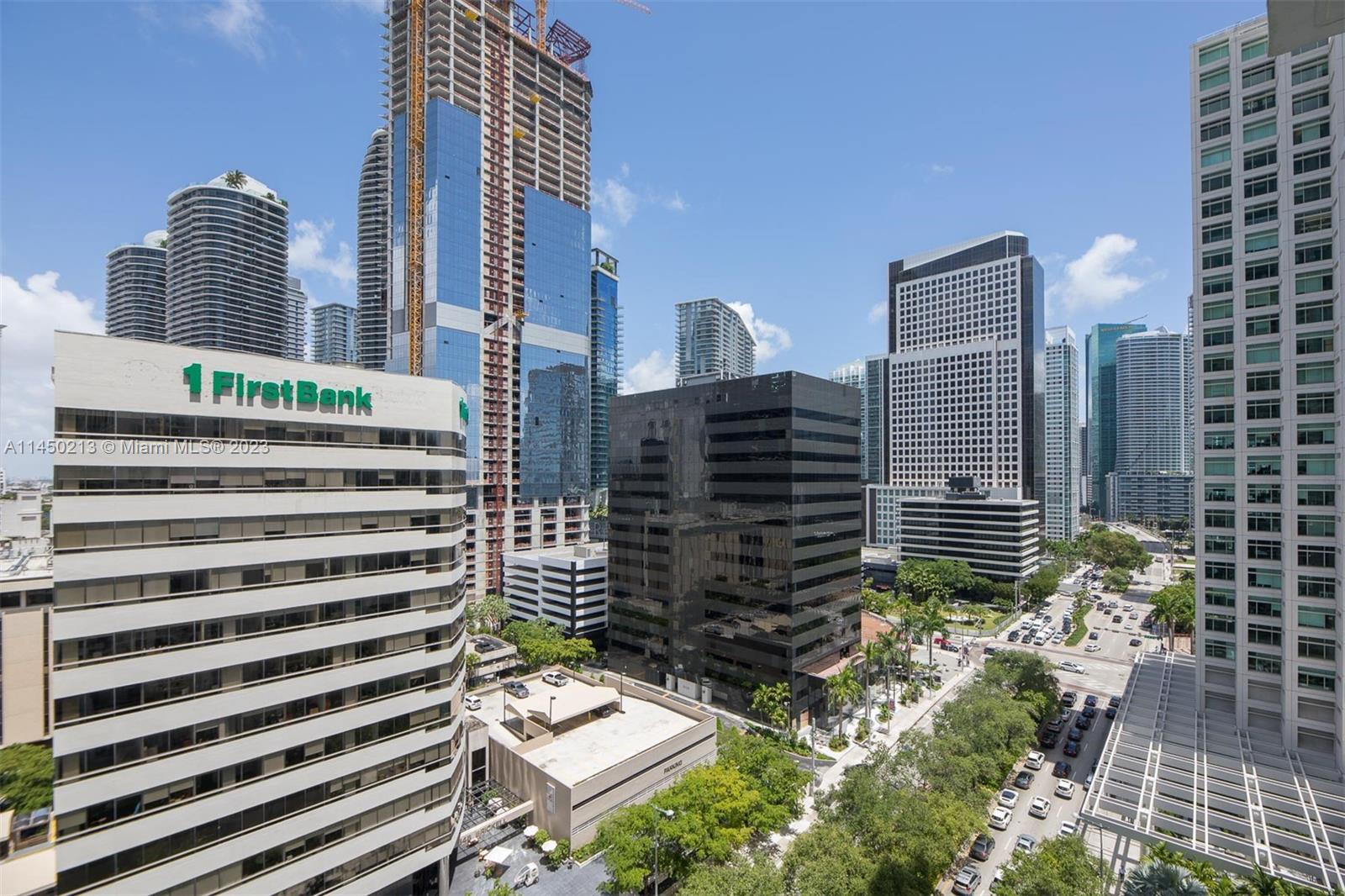 THE PLAZA 901 BRICKELL CO - Residential