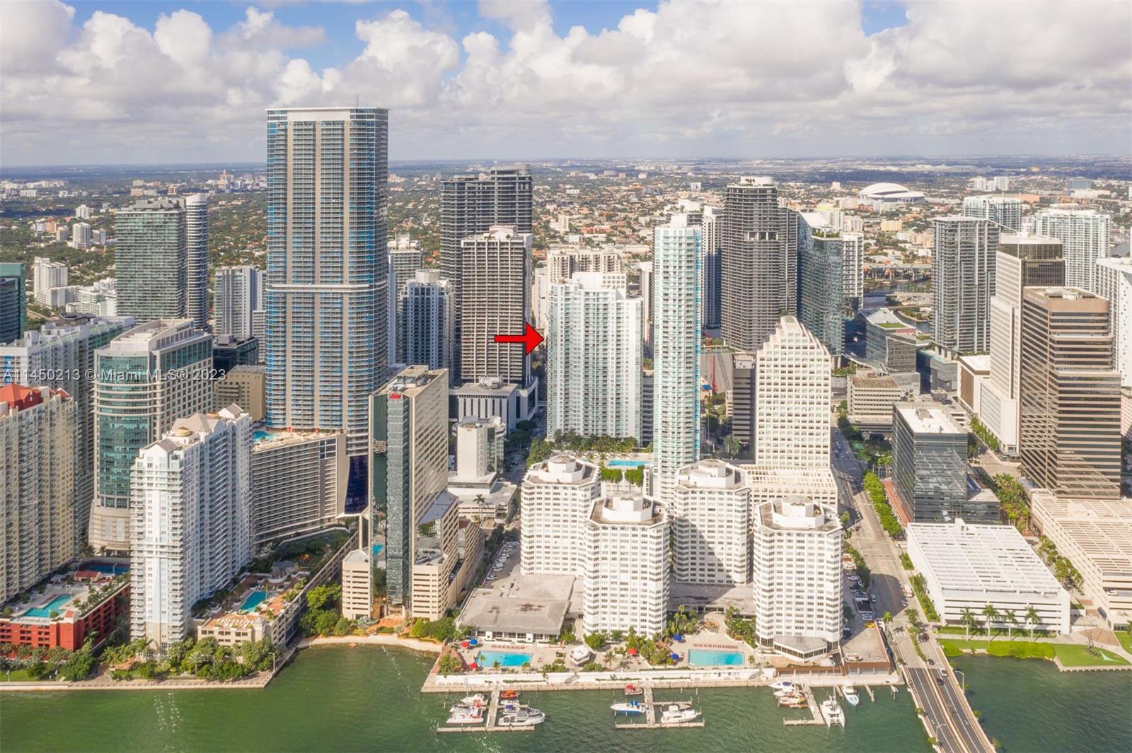 THE PLAZA 901 BRICKELL CO - Residential