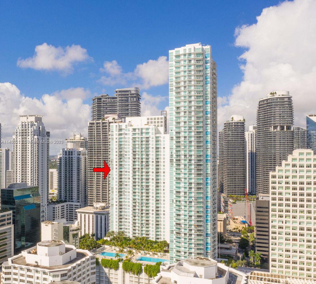 THE PLAZA 901 BRICKELL CO - Residential