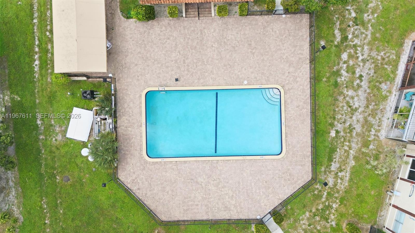 INVERRARY COUNTRY CLUB - Residential