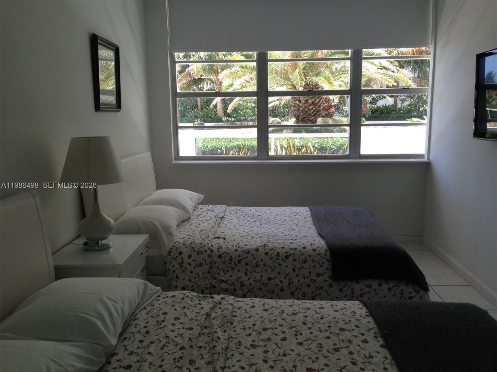 THE DECOPLAGE CONDO - Residential Lease