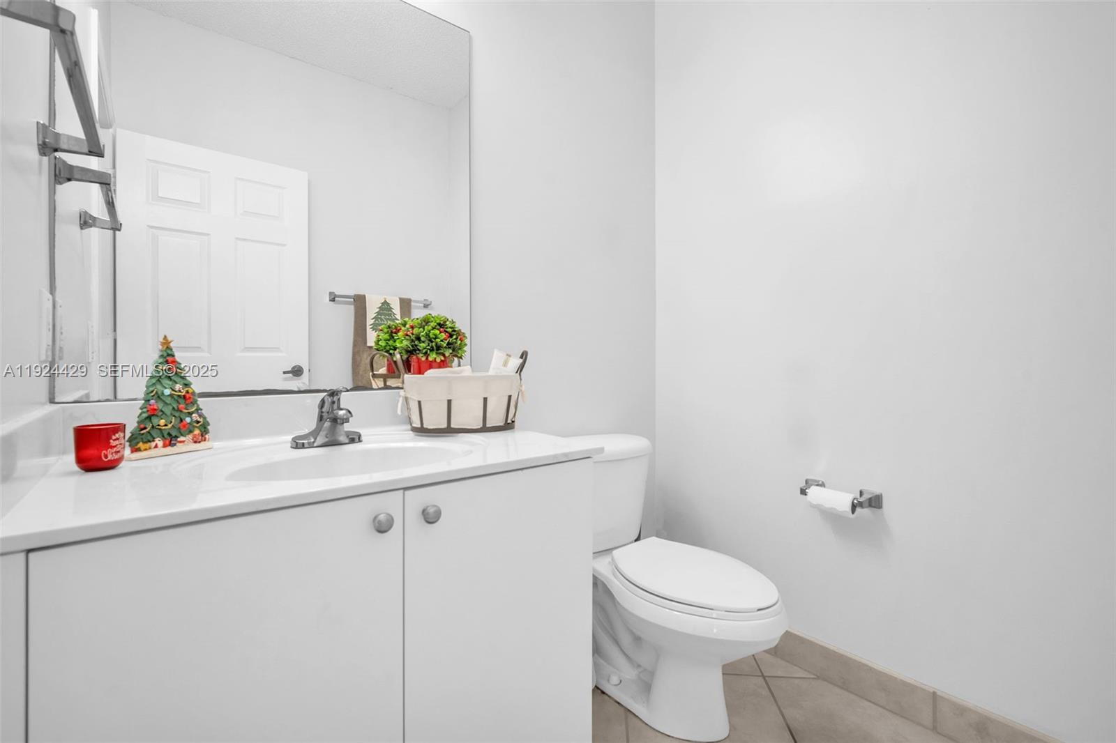 SECTOR 2-PARCELS 1 2 3 4 - Residential Lease