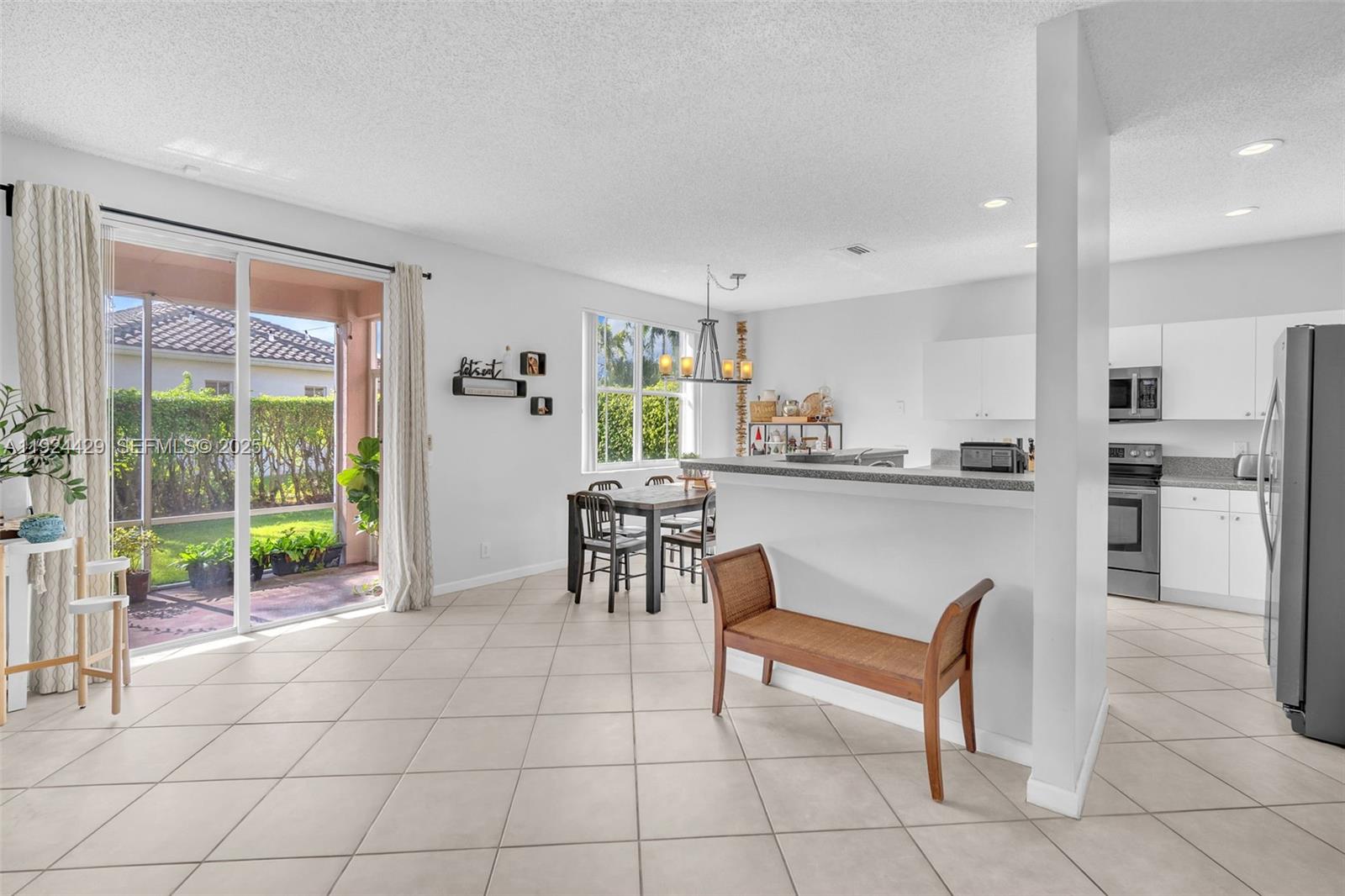 SECTOR 2-PARCELS 1 2 3 4 - Residential Lease