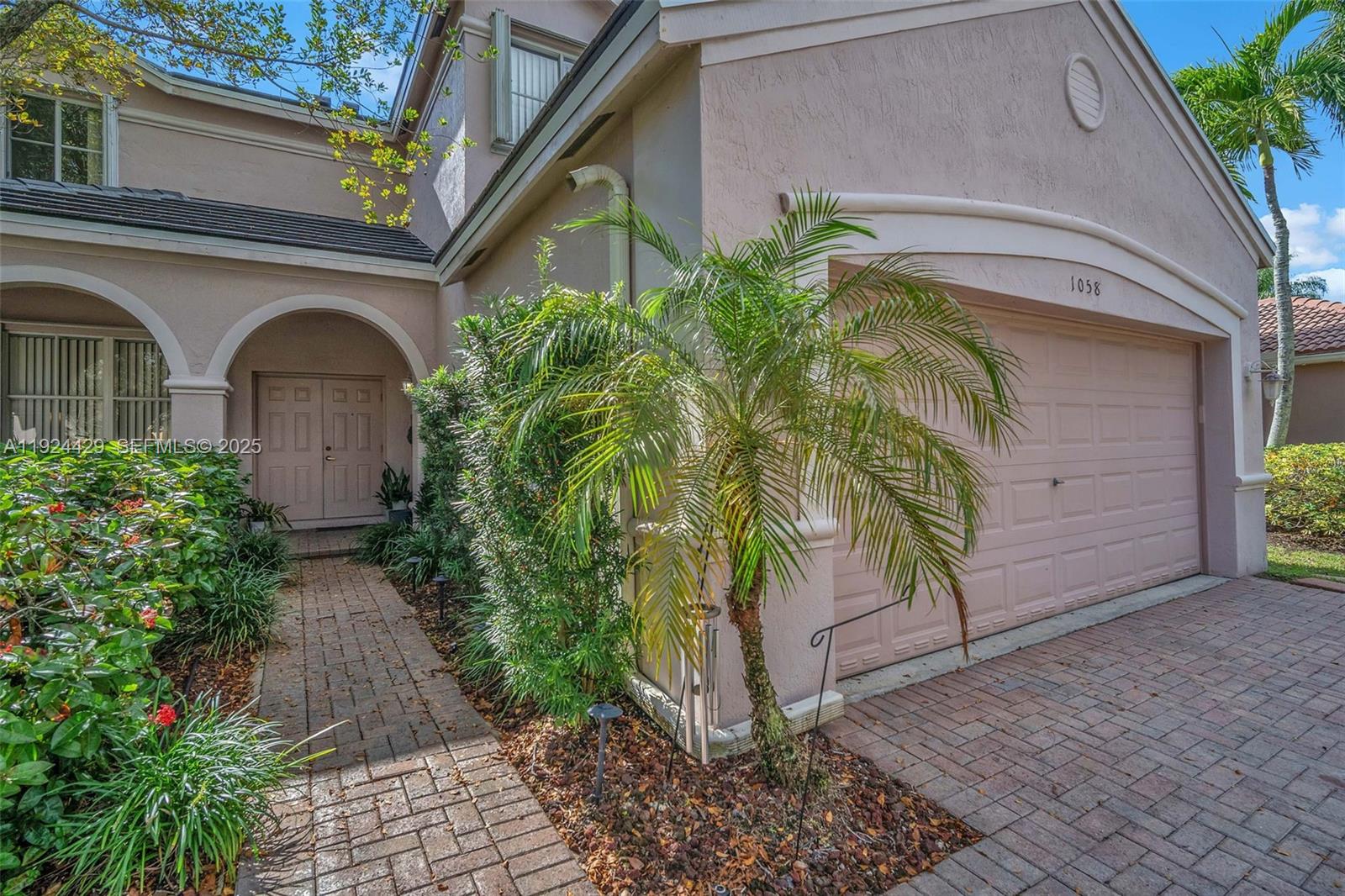 SECTOR 2-PARCELS 1 2 3 4 - Residential Lease