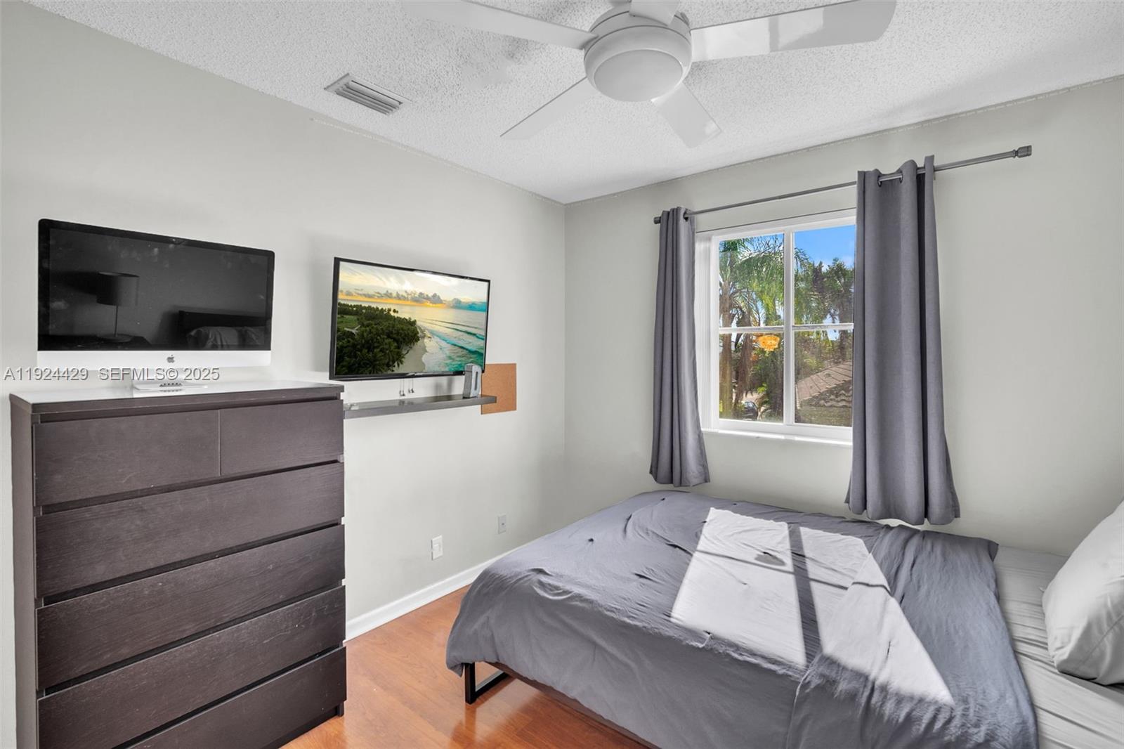 SECTOR 2-PARCELS 1 2 3 4 - Residential Lease