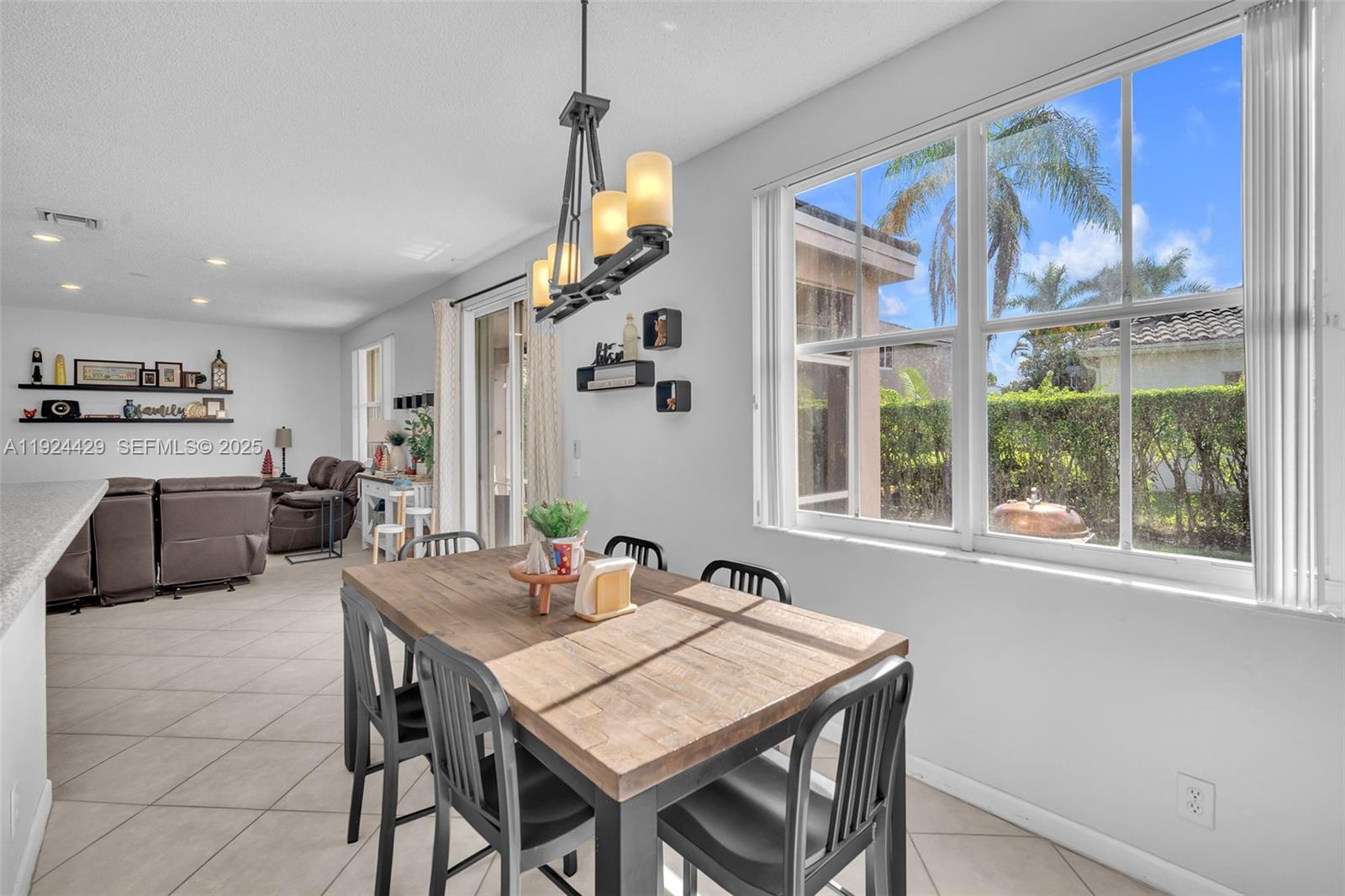 SECTOR 2-PARCELS 1 2 3 4 - Residential Lease