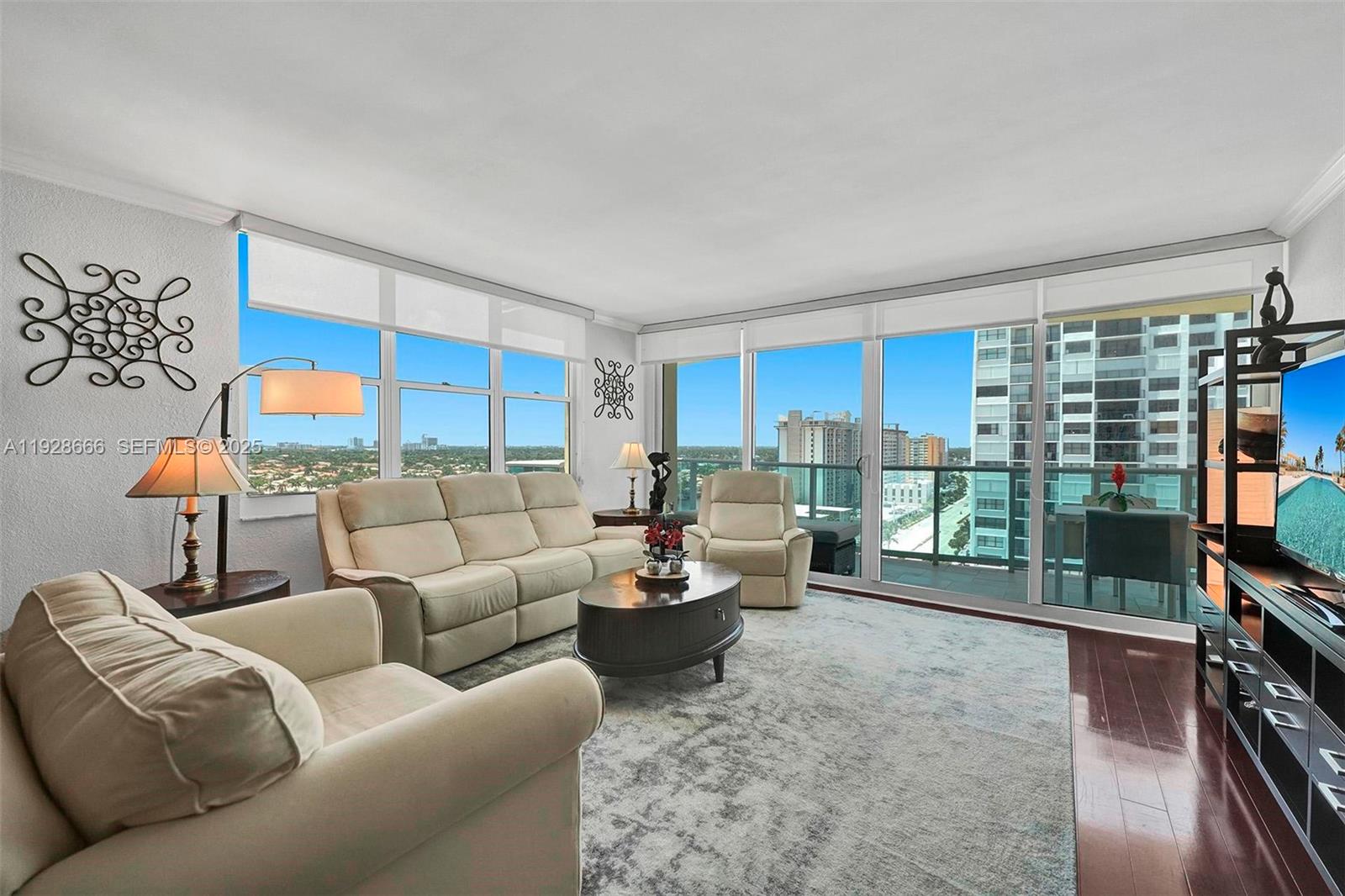 WAVE CONDO - Residential Lease