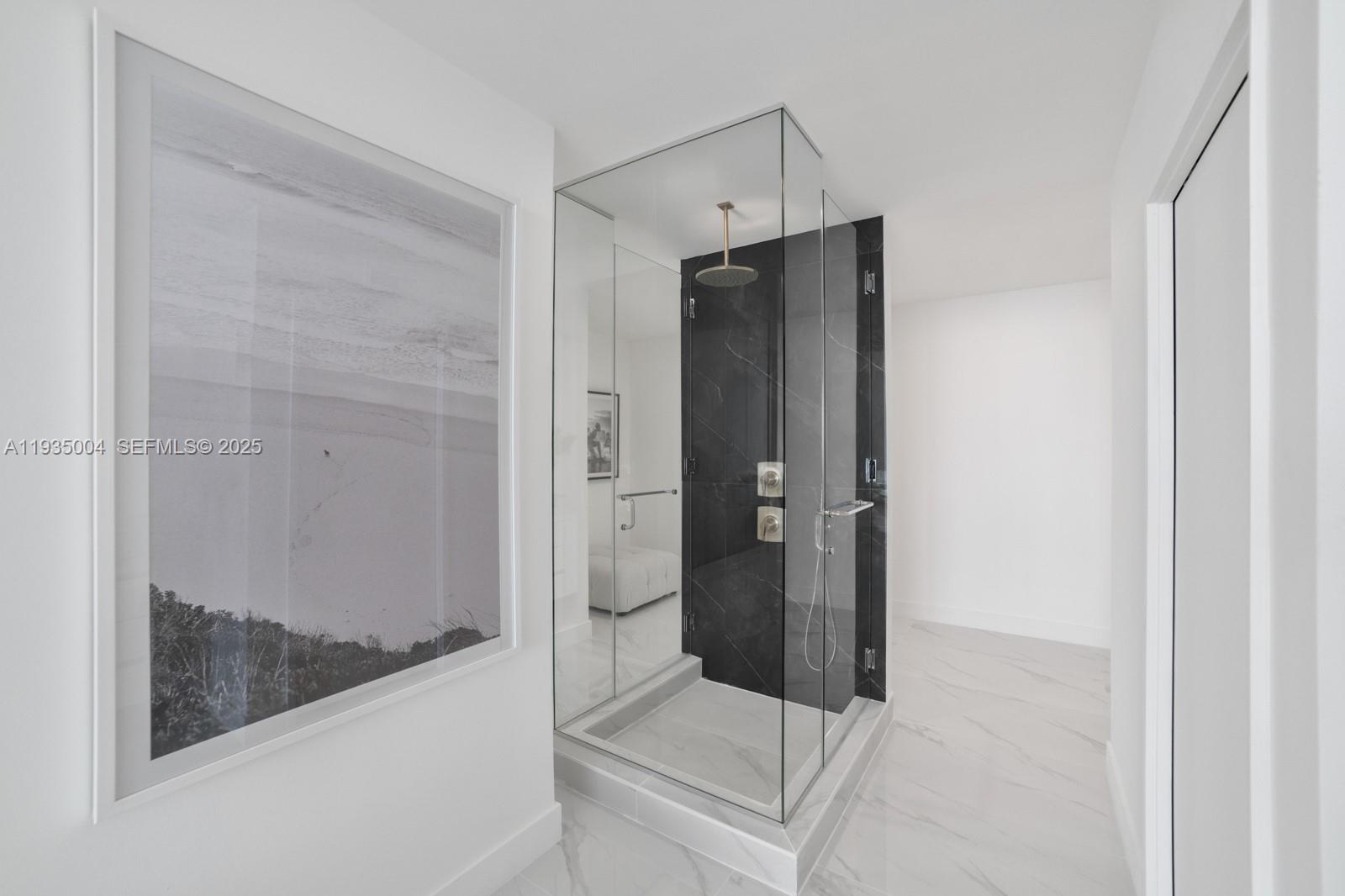 ¤BAY BREEZE - Residential