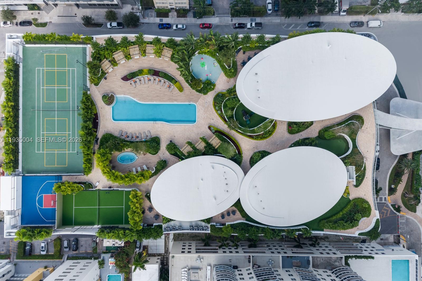 ¤BAY BREEZE - Residential