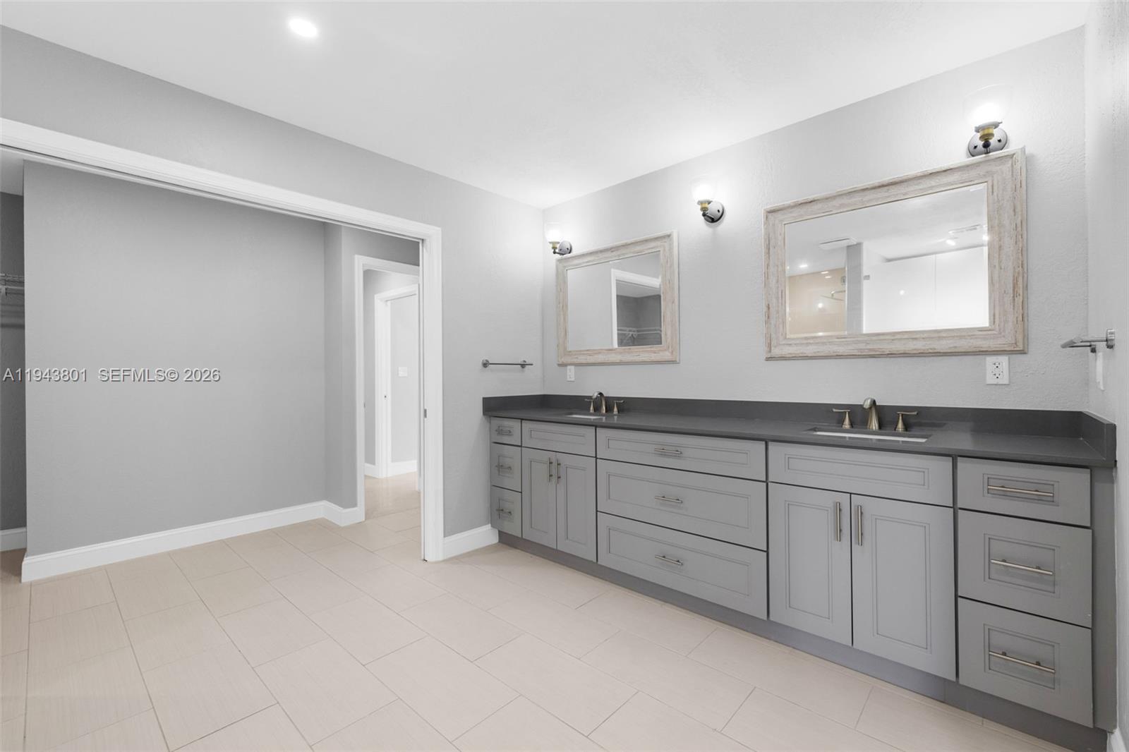 CORAL RIDGE COUNTRY CLUB - Residential