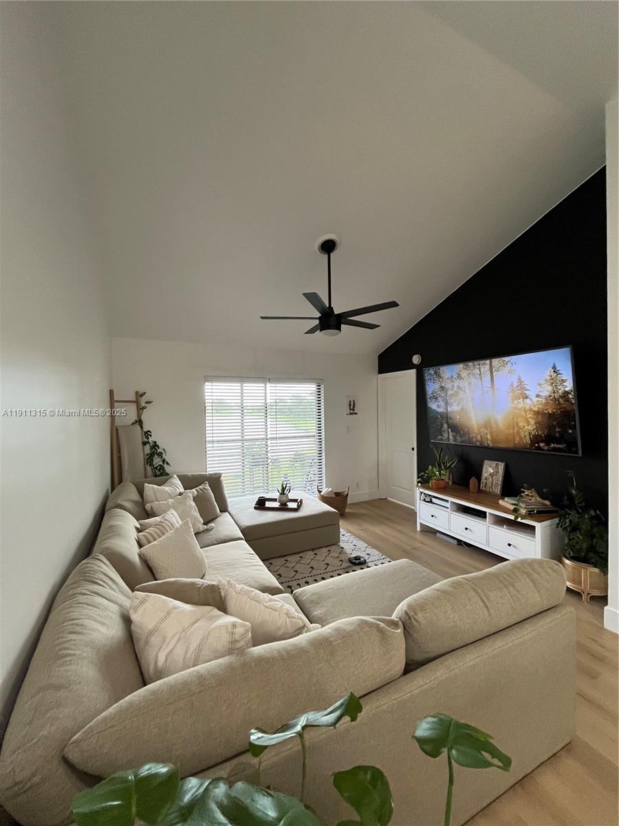 WINDING LAKE 2 AT WELLEBY - Residential Lease