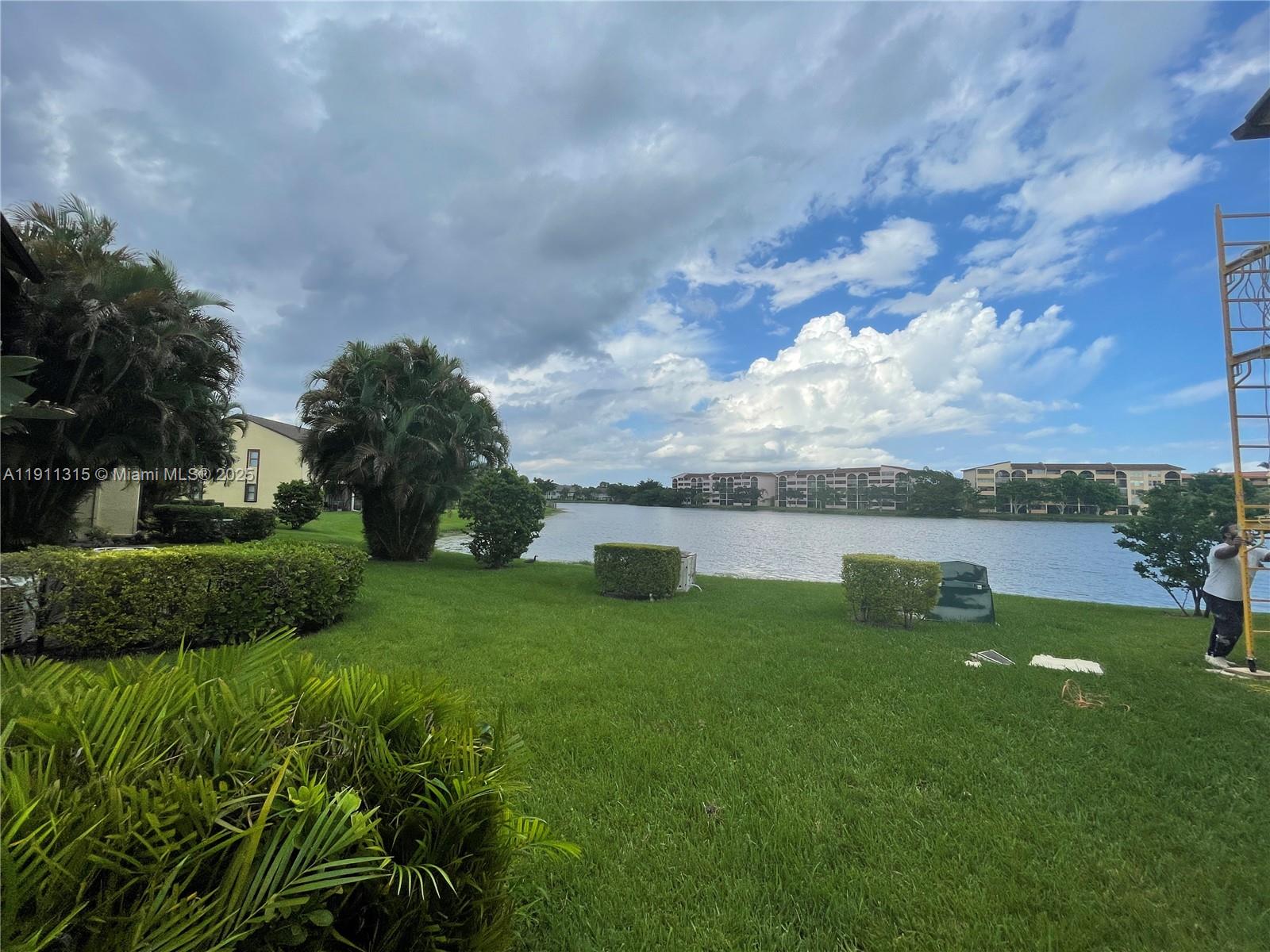 WINDING LAKE 2 AT WELLEBY - Residential Lease