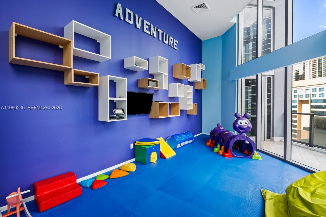 BRICKELLHOUSE CONDO - Residential