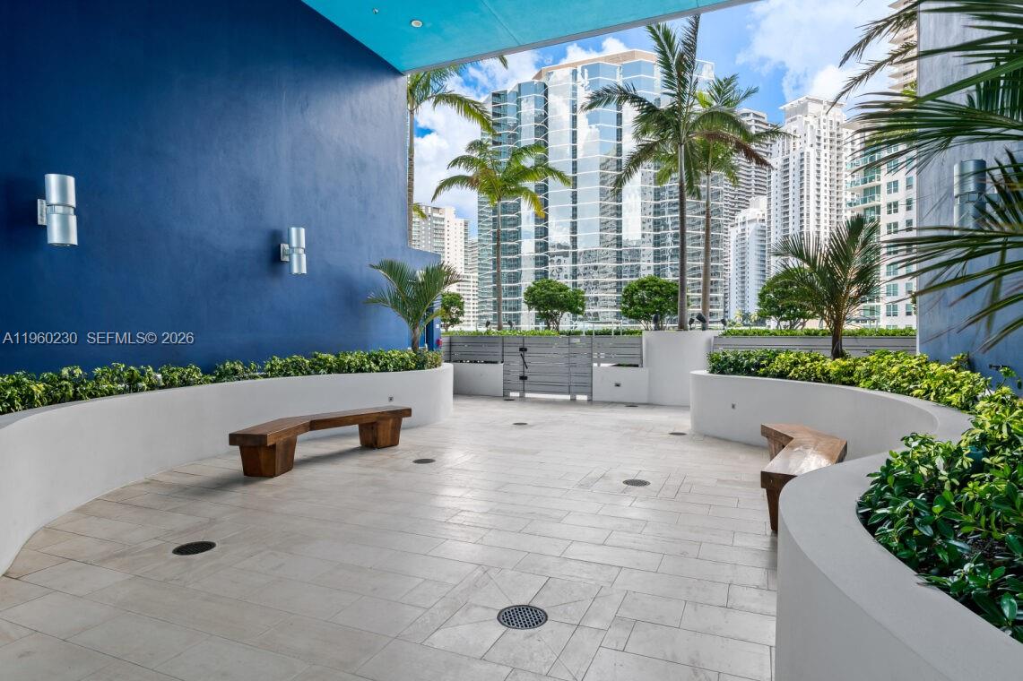BRICKELLHOUSE CONDO - Residential