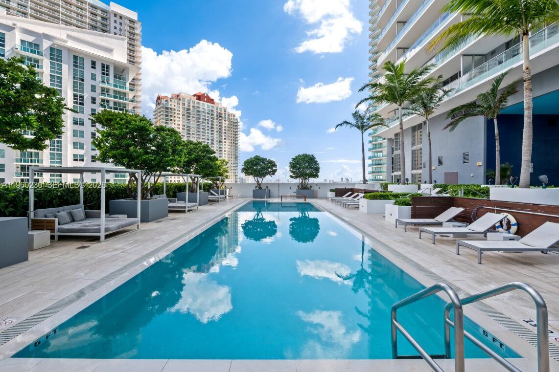 BRICKELLHOUSE CONDO - Residential