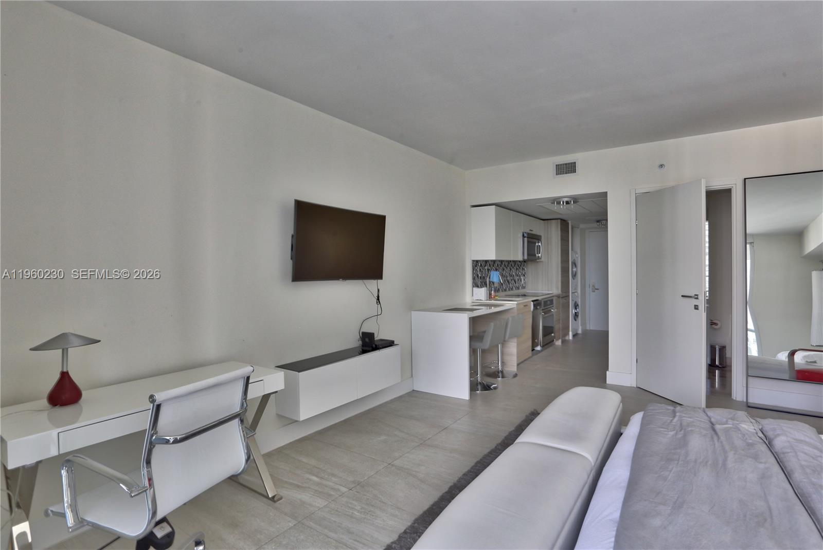 BRICKELLHOUSE CONDO - Residential