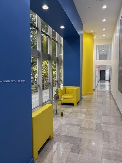 ATLANTIS ON BRICKELL COND - Residential