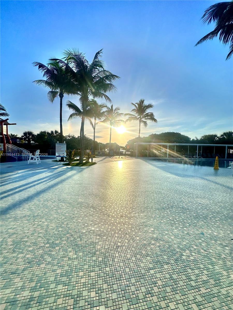 FOUR WINDS CONDO - Residential Lease