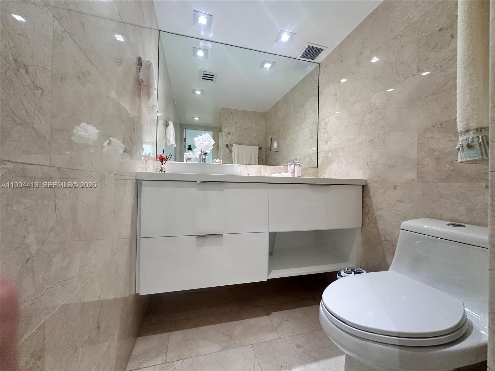 FOUR WINDS CONDO - Residential Lease