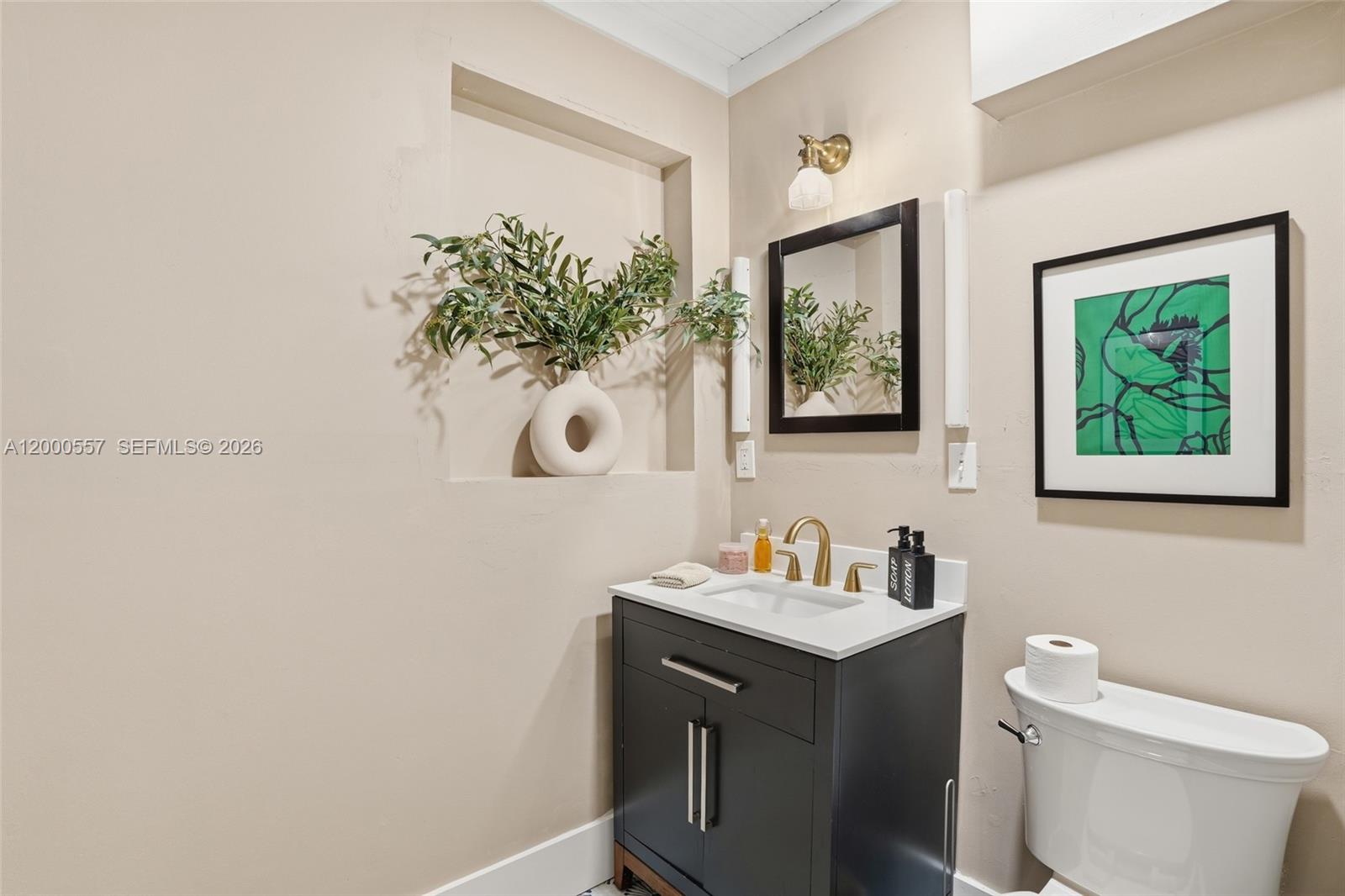 VALENCIA TERRACE - Residential