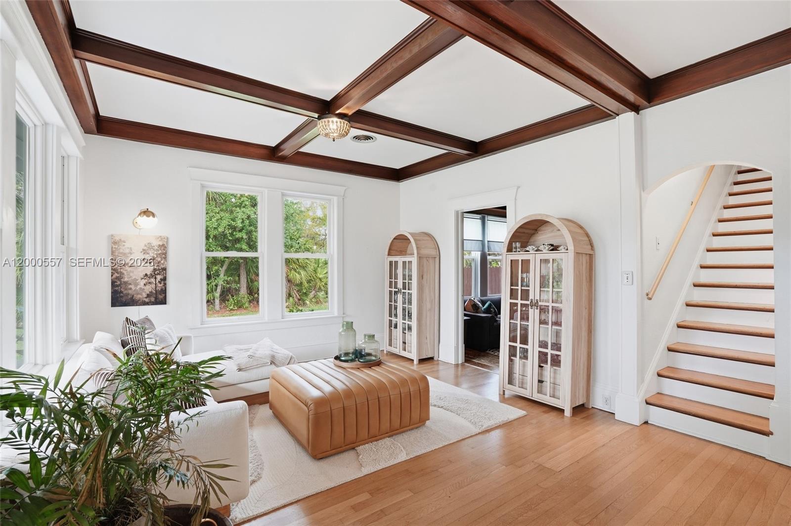 VALENCIA TERRACE - Residential