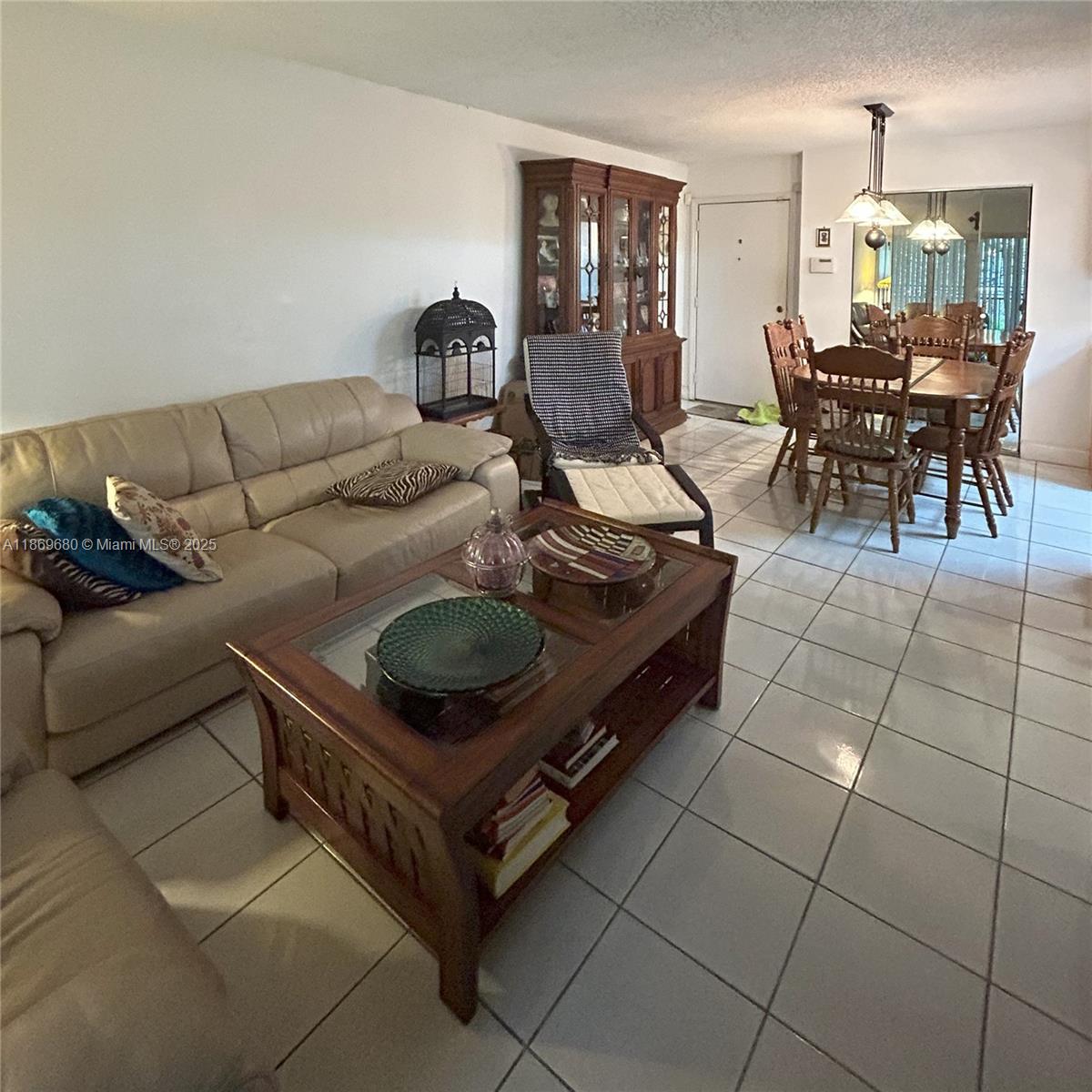 8897 Fontainebleau Blvd 103