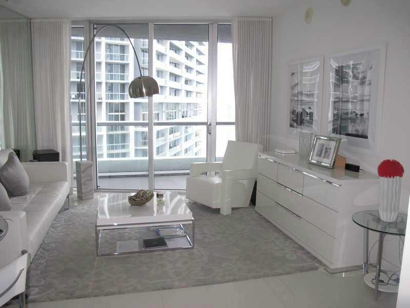 Stunning Bay and Ocean views from every room, big balcony, floor to ceiling windows, Tui furniture, SS appliances, Italian cabinetry, oversized shower, bidet and double sink, walk-in closet, marble floors. Only 15 min from the beach and the airport. 5-sta r amenities, Olympic pool, fitness center and more, in an urban setting. Cipriani restaurant on site, walk to Mary Brickell Village. Available from September 14.