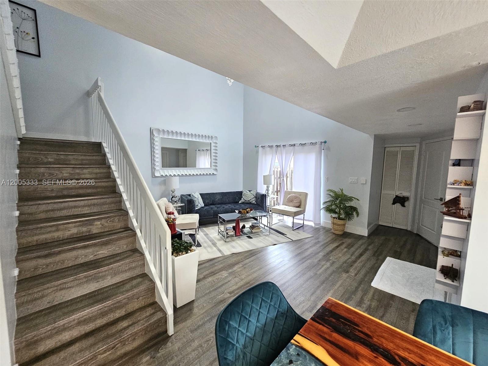 PERAL SUB - Residential
