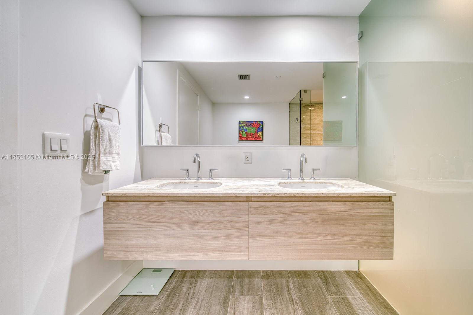 BISCAYNE BEACH CONDO - Residential