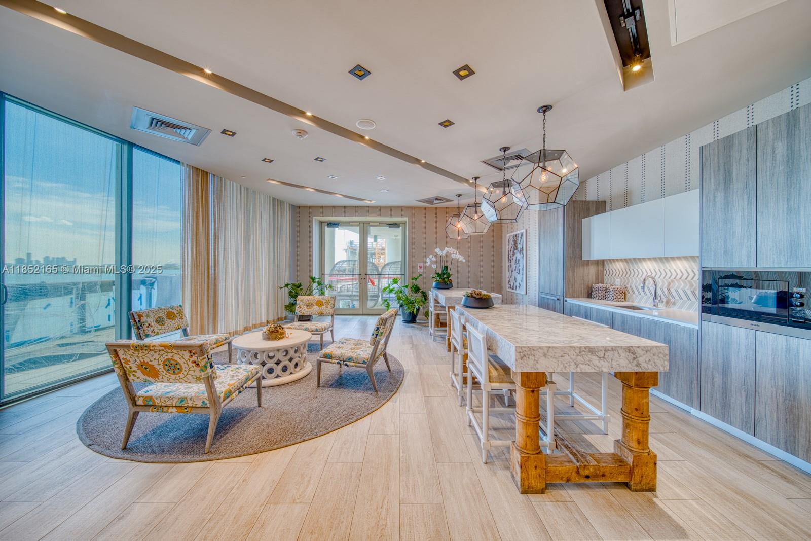 BISCAYNE BEACH CONDO - Residential