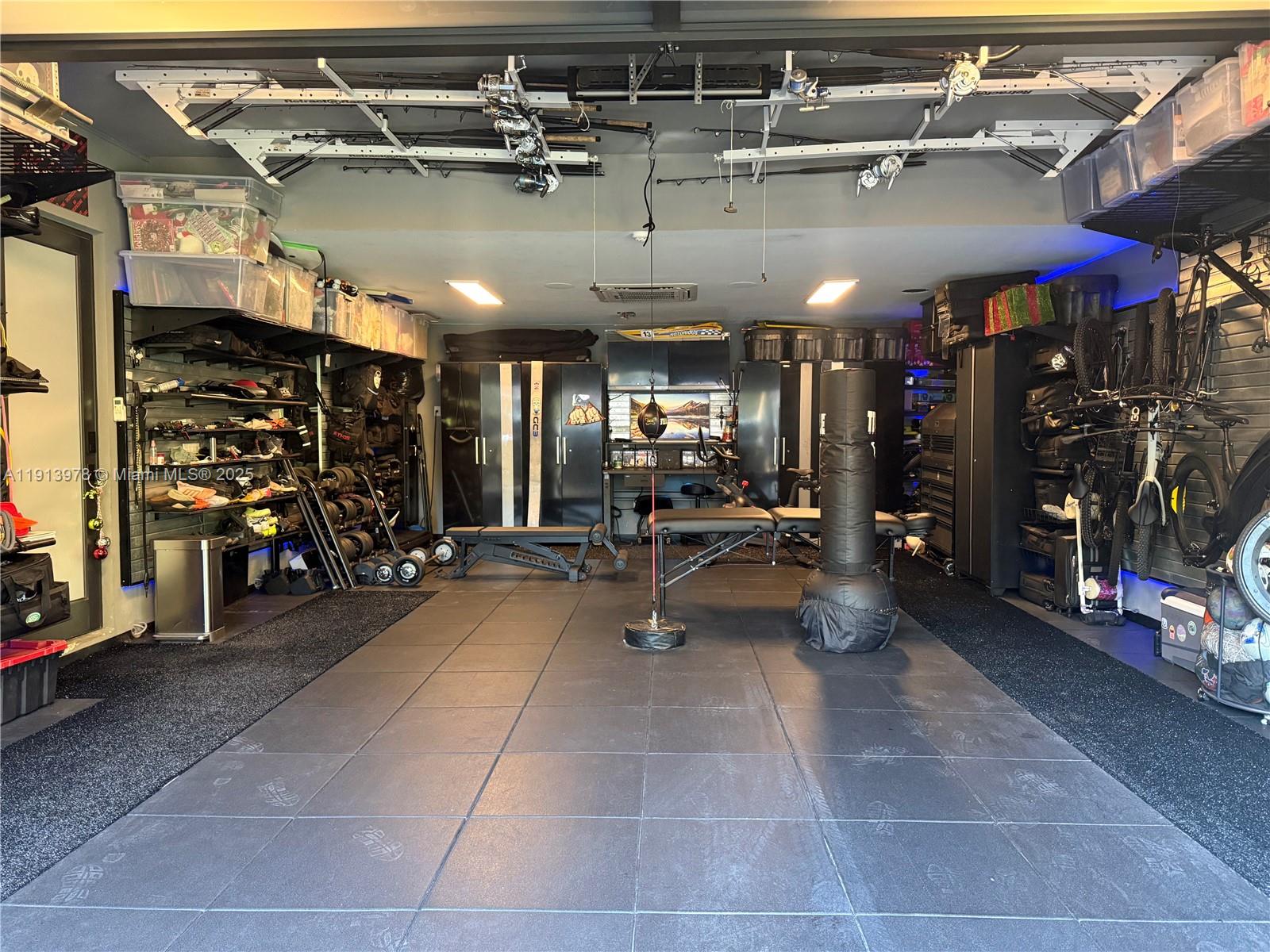 STEELE PARK SUB - Residential Lease